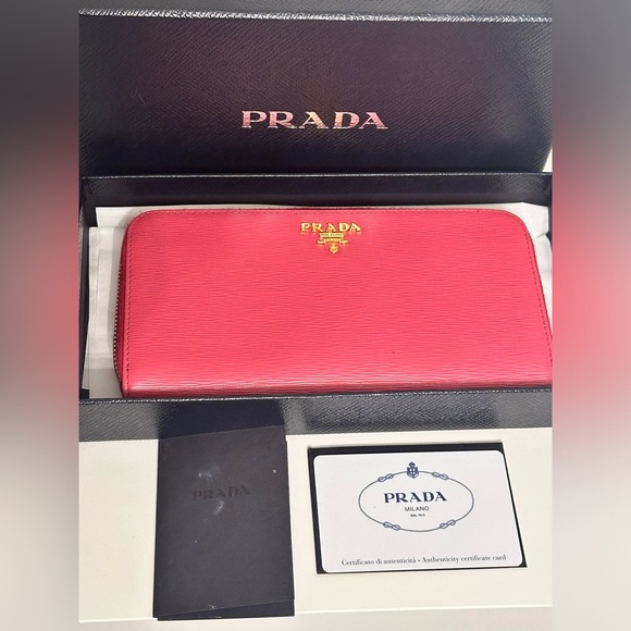 AUTHENTIC Prada Zip Around Long Wallet|Prada Vitello Move Zip Around Wallet - Picture 3 of 8